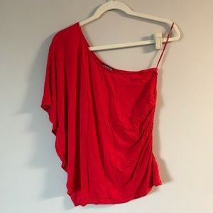 ✨NWOT✨One Shoulder Top